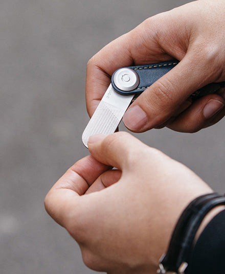 Nail File & Mirror / Orbitkey